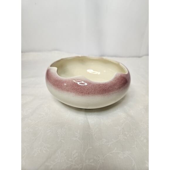 Vintage Oxford Blood Red Cream Pottery Bowl Made in USA #3 5" Scalloped Bowl - Picture 2 of 8